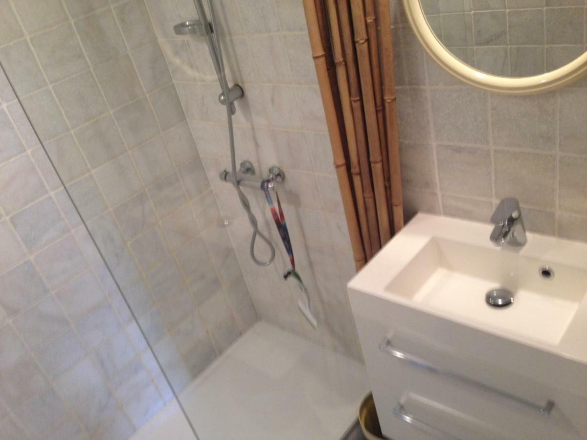 Family 200m From 3 Bedrooms 2 Bathrooms Terrace Apartmán *